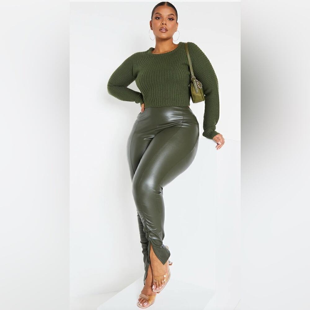 PrettyLittleThing Plus Sweater Size Khaki Cropped Knit  XXL NWT